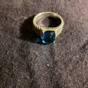 DY Petite Wheaton Ring with Blue Topaz & Diamonds – Size 6